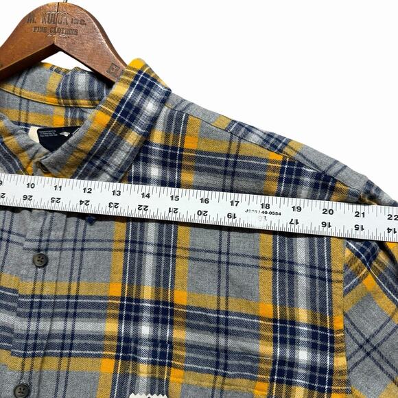 St John’s Bay Men’s XL Button Down Plaid Flannel Shirt Yellow Gray Long Sleeve - Picture 4 of 10
